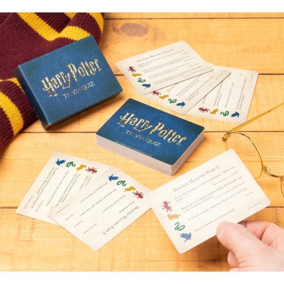 Harry Potter Trivia Card Game - Picture 1 of 1
